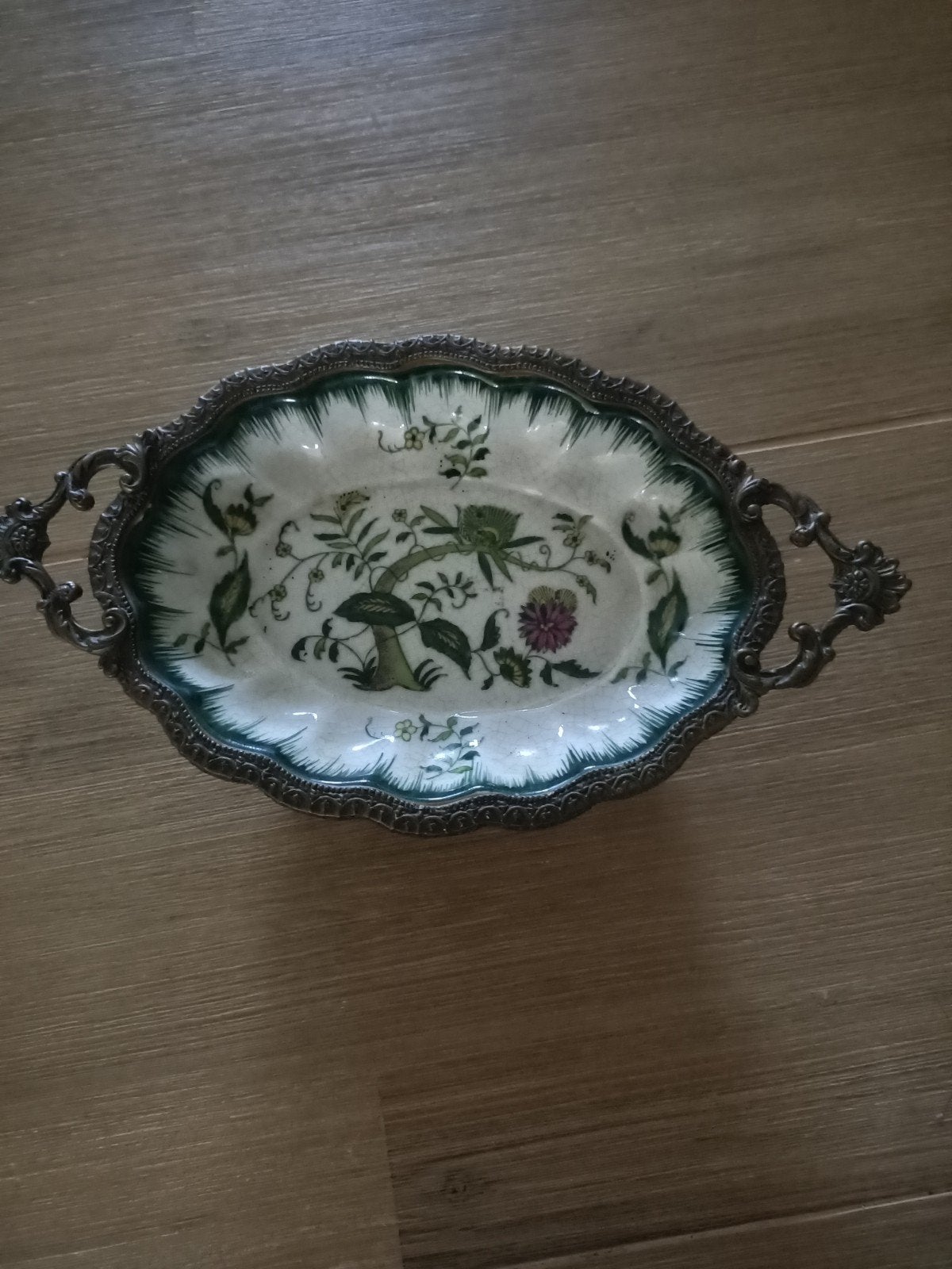 Antieke porseleinen schaal met bronzen montuur, Ophalen of Verzenden