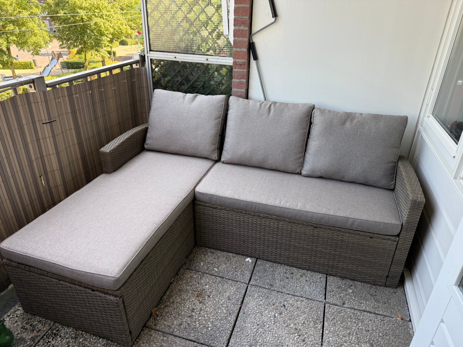 2 delige Loungeset Zandgrijs + tafeltje (nieuw!), Ophalen, Zo goed als nieuw