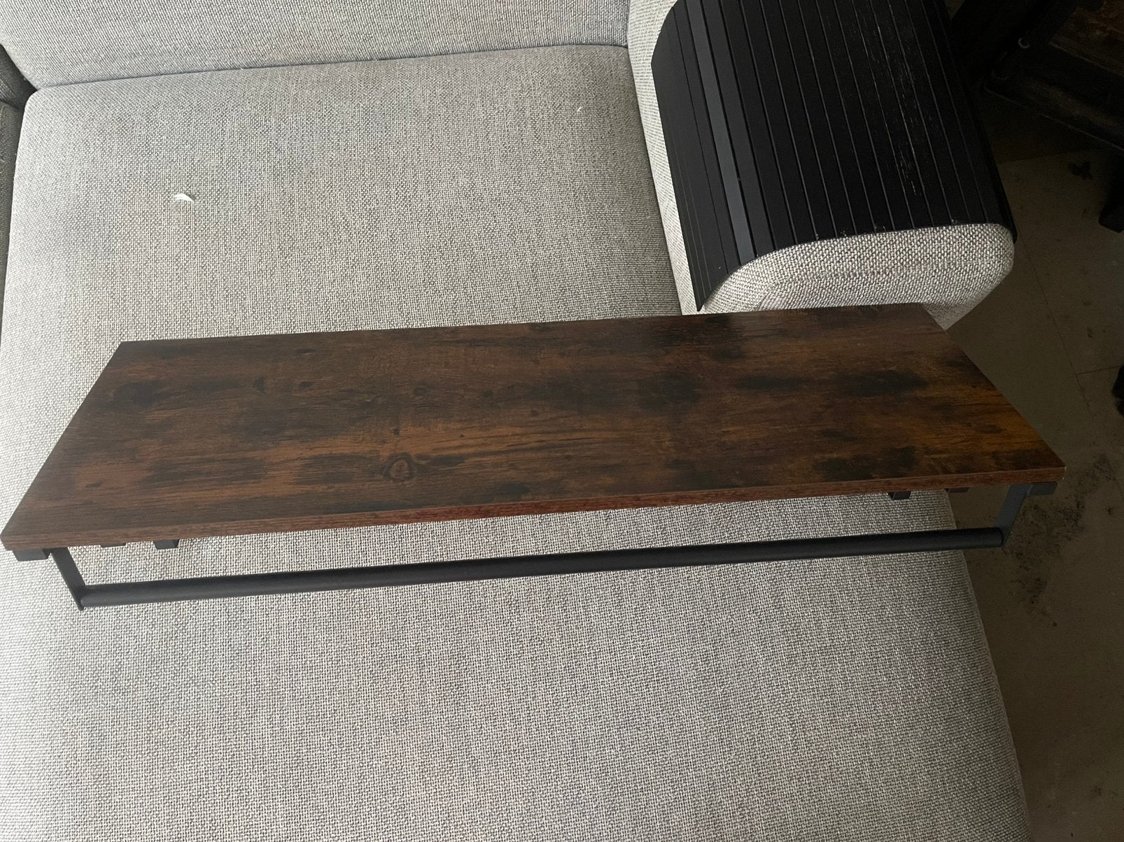 Kapstok/wandrek zwart met houten opbergplank, Huis en Inrichting, Woonaccessoires | Kapstokken, Zo goed als nieuw, Minder dan 100 cm