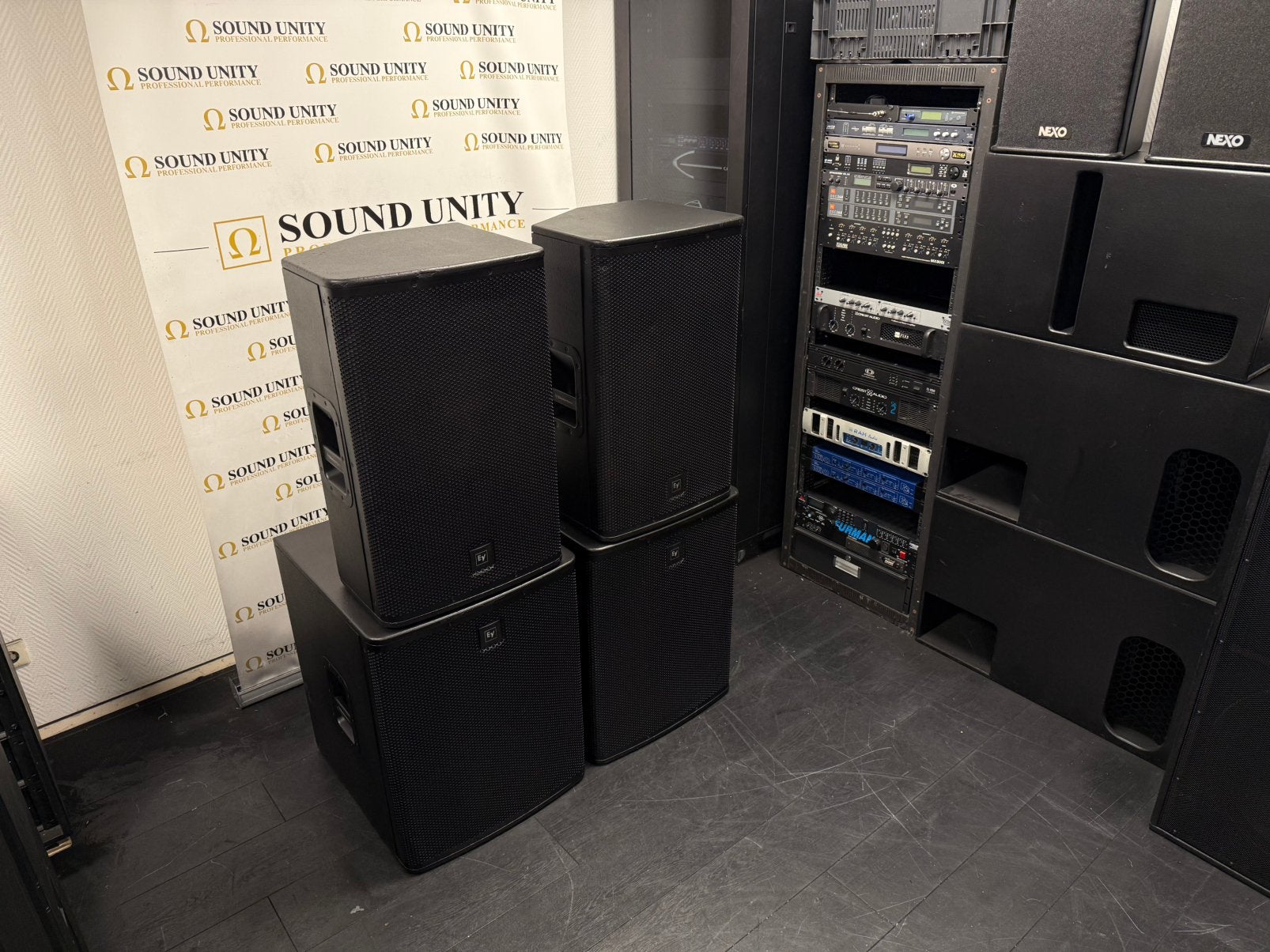EV - Electro Voice ELX115 / ELX118 (passief), Ophalen, Zo goed als nieuw, Overige merken