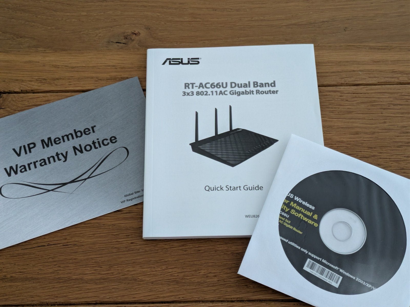 Te koop: ASUS RT-AC66U Dual Band 3x3 802.11AC Gigabit Router, Ophalen of Verzenden, Zo goed als nieuw, Router, ASUS