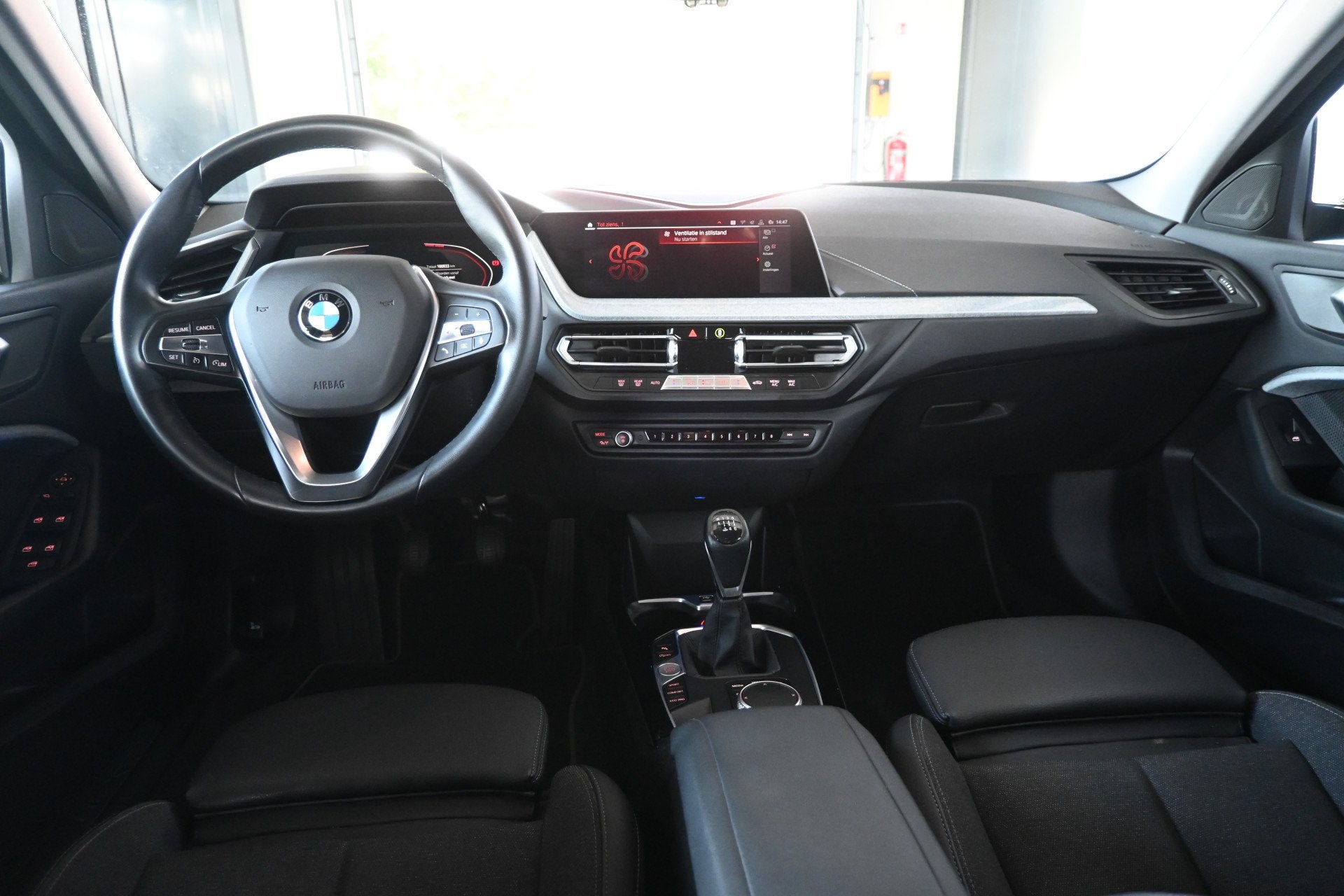 BMW 1-serie 118i Executive Clima Cruise Led Navigatie Camera, Auto's, Automatische klimaatregeling, Gebruikt, Met garantie (alle)