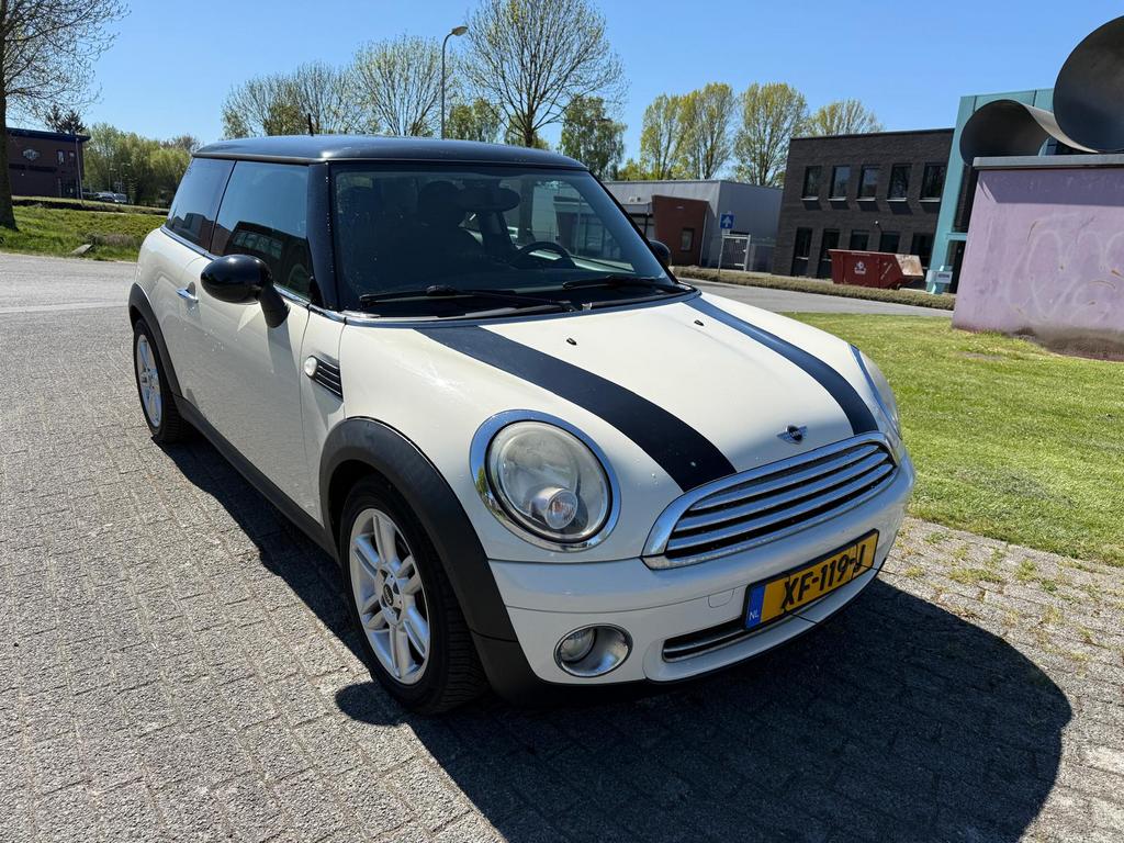 Mini (r56) 1.4 95pk*Met Nieuwe APK*, Voorwielaandrijving, 4 stoelen, Bedrijf, 19 km/l