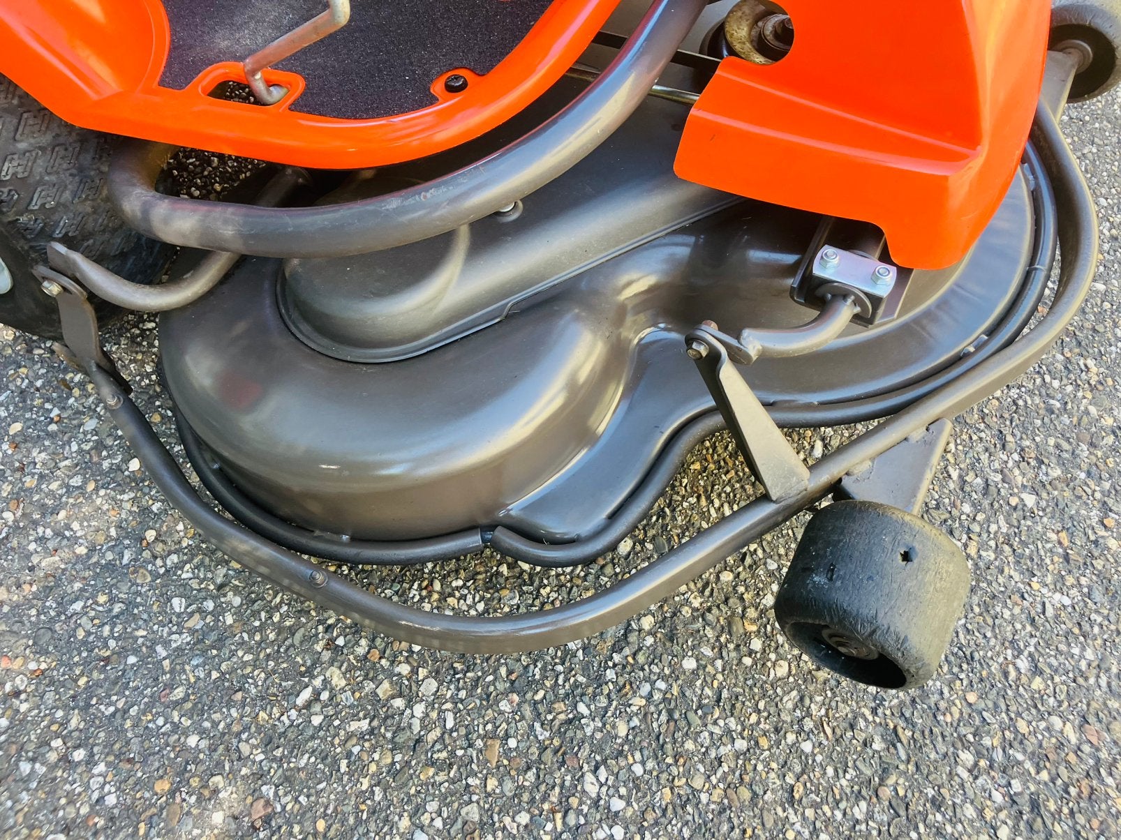 Nette Husqvarna R16 zitmaaier hydro zgan mulchdek, Ophalen, Zo goed als nieuw