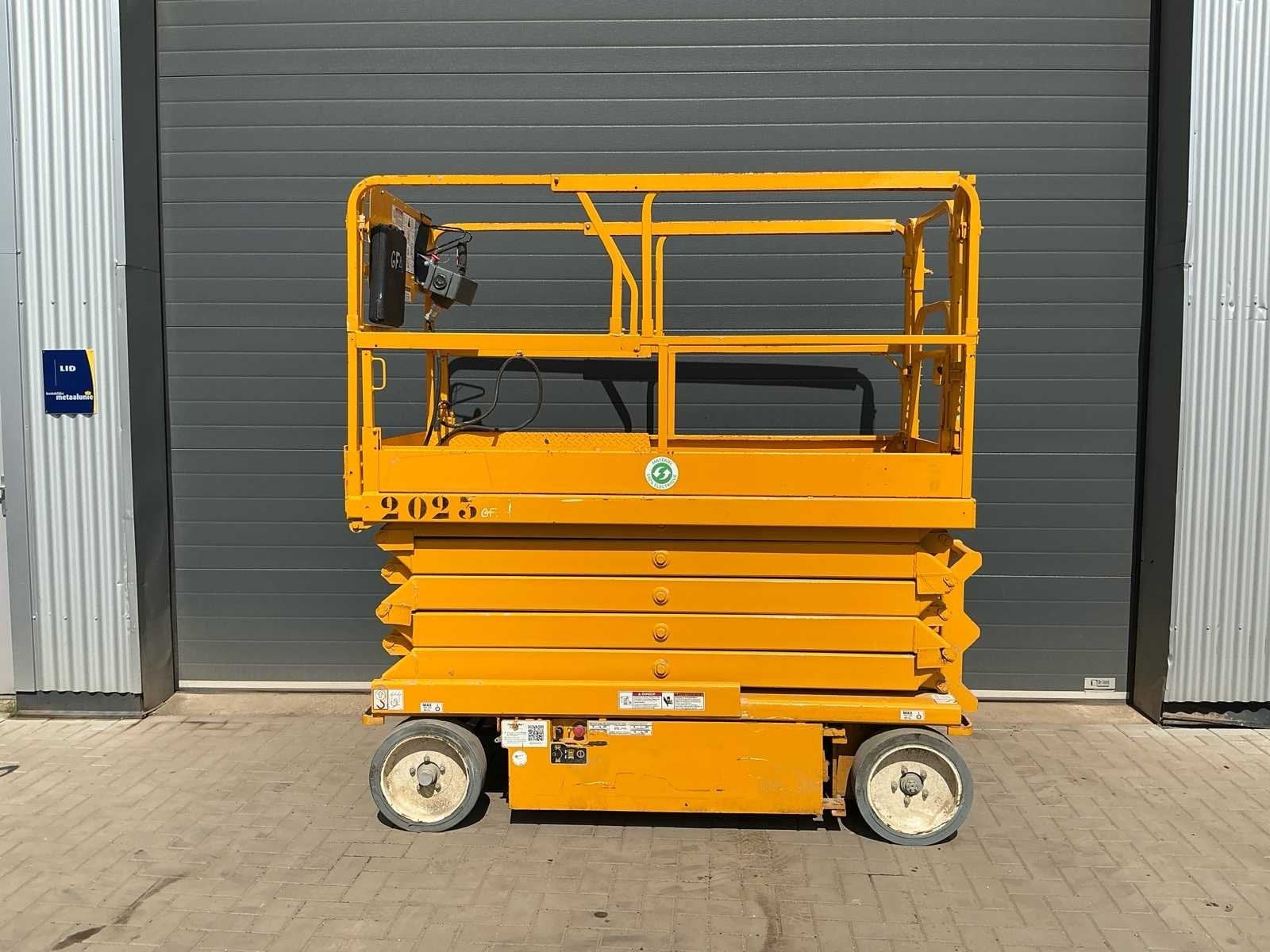 2001 JLG 3246F2 Hoogwerker