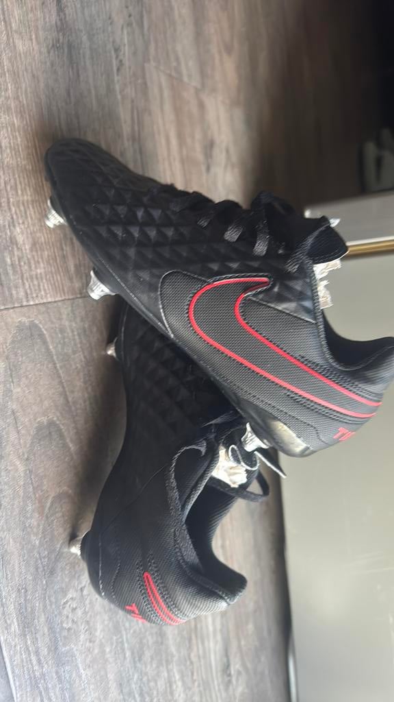 Nike tiempo 38, Maat XS of kleiner, Ophalen of Verzenden, Zo goed als nieuw, Schoenen