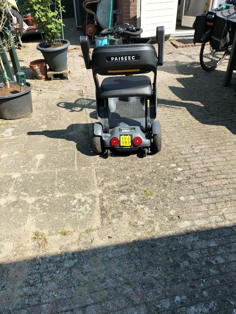 Scootmobiel, Diversen, 10 km/u of minder, 16 t/m 25 km, Zo goed als nieuw, Ophalen