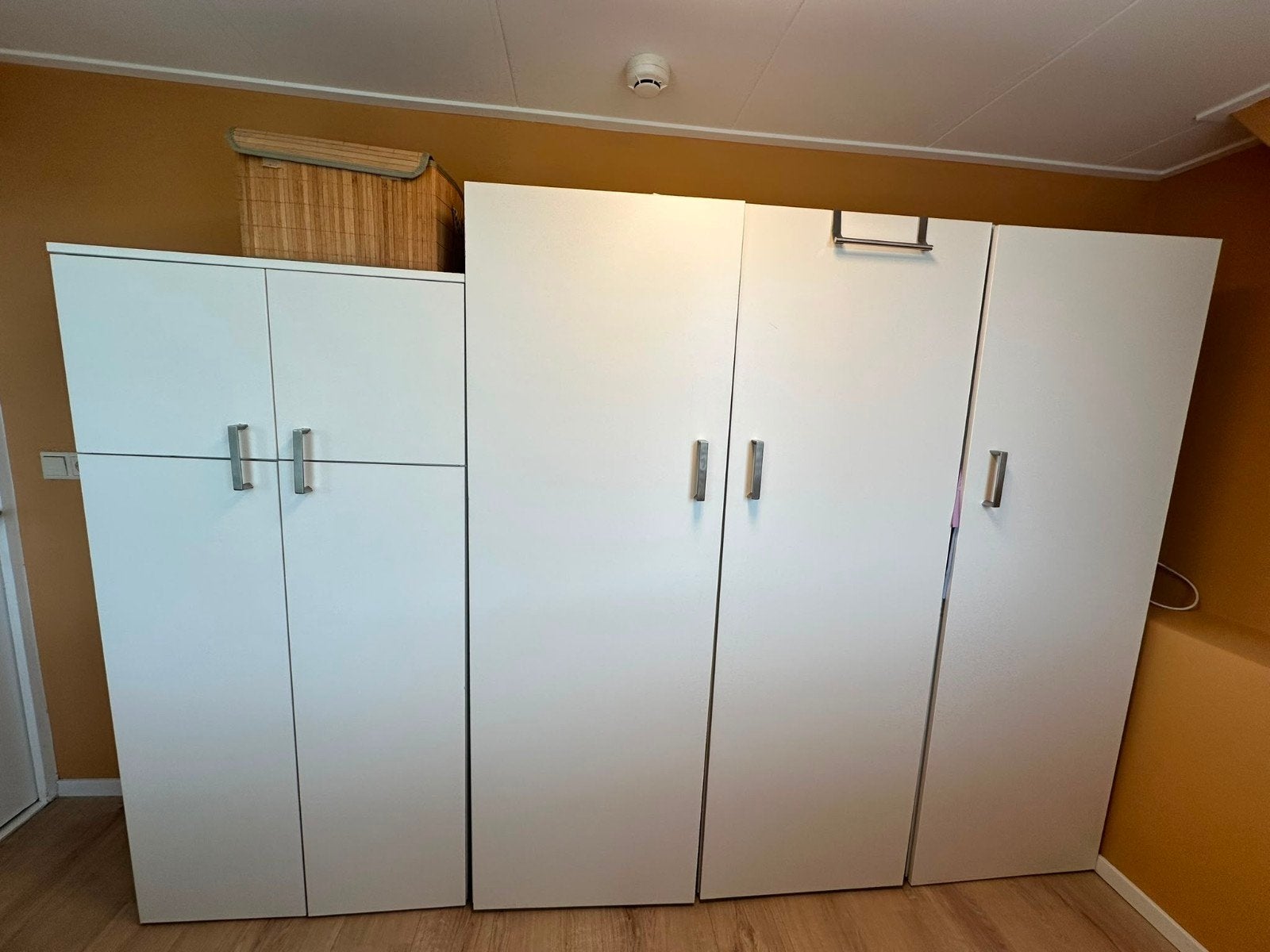 3x IKEA kasten - Wit (ook los te koop), Ophalen, Overige materialen, Met deur(en), Gebruikt
