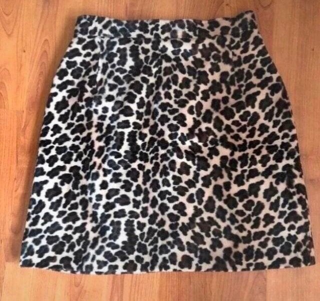 Korte rok. Luipaard print, Kleding | Dames, Ophalen of Verzenden, Zo goed als nieuw, Zwart, Boven de knie