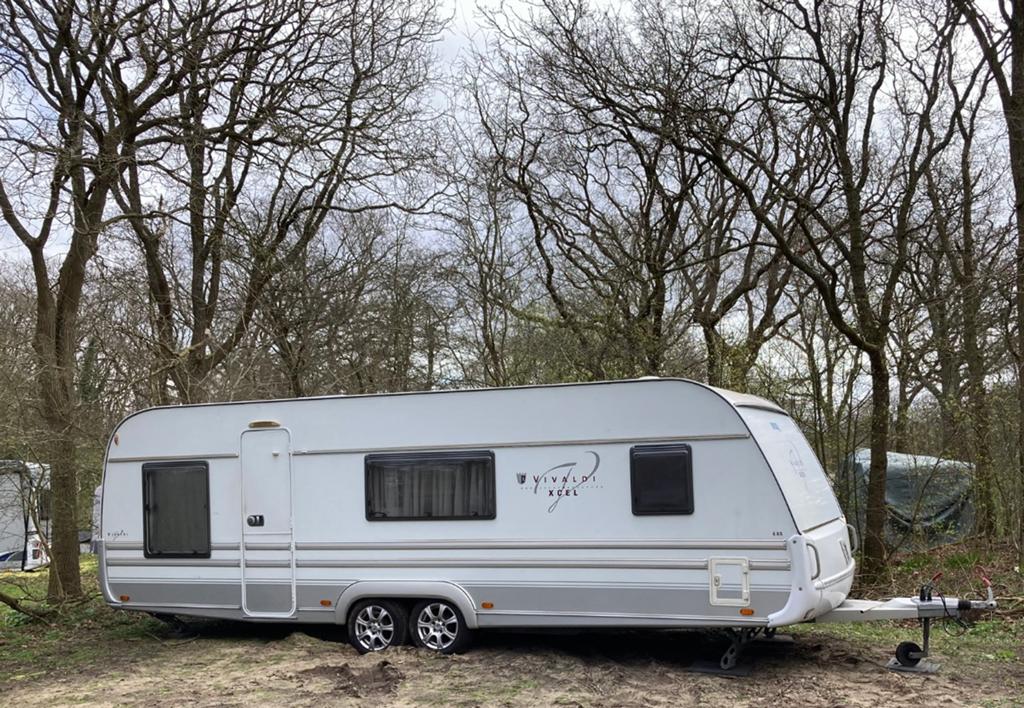 Te koop Tabbert Vivaldi 685, Caravans en Kamperen, Caravans, Rondzit, Tabbert, Particulier, 6 tot 7 meter