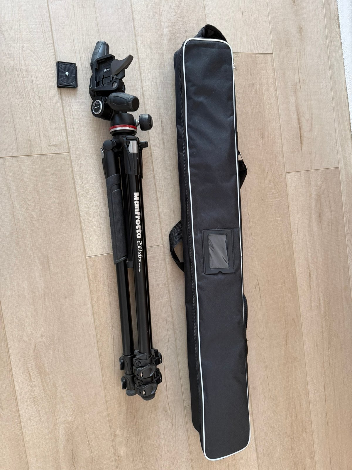 Manfrotto 290 xtra MT29XTA3 statief, Audio, Tv en Foto, Fotografie | Statieven en Balhoofden, Ophalen of Verzenden, Zo goed als nieuw