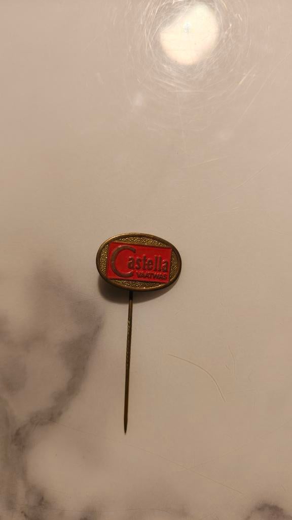 Vintage Castella Vaatwas Speldje/Pin, Ophalen of Verzenden, Gebruikt, Merk, Speldje of Pin