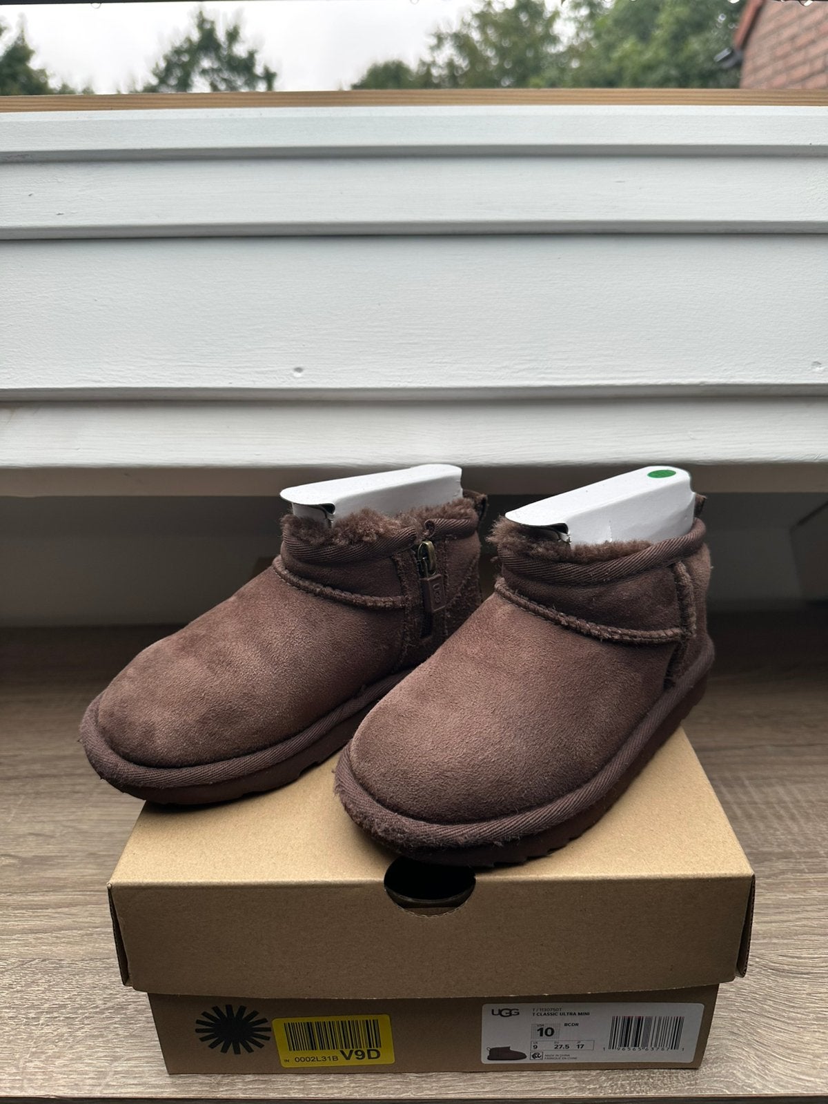 UGG burnt cedar, Jongen of Meisje, Ophalen of Verzenden, Laarzen, Zo goed als nieuw