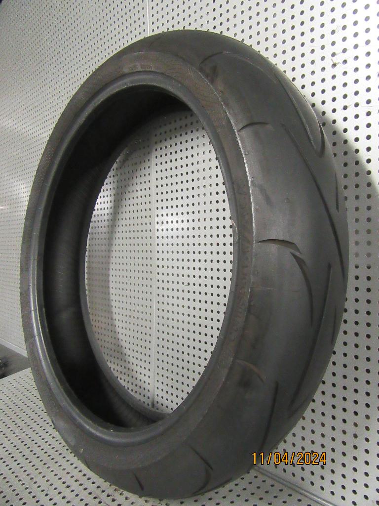 Voorband Continental 120/70-17 Conti Sport Attack Band Front, Gebruikt, Continental, Ophalen of Verzenden