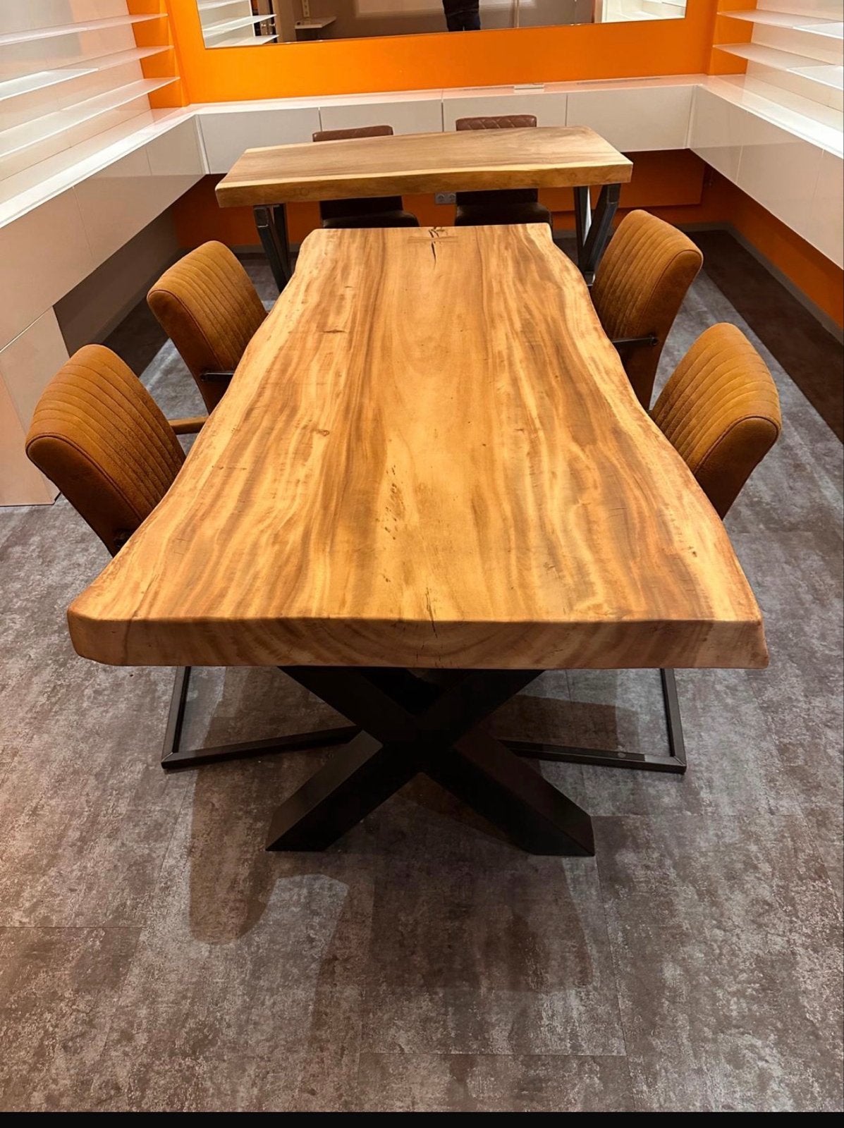 Massief houten eettafel en bartafel, boomstamtafel, Ophalen, Gebruikt, 100 tot 150 cm, Vijf personen of meer