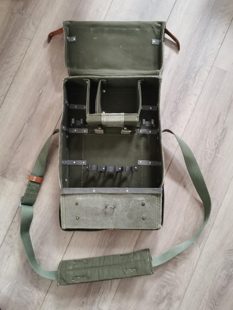 Ammo/WZ tas, Verzamelen, Militaria | Algemeen, Ophalen of Verzenden, Landmacht, Overige typen