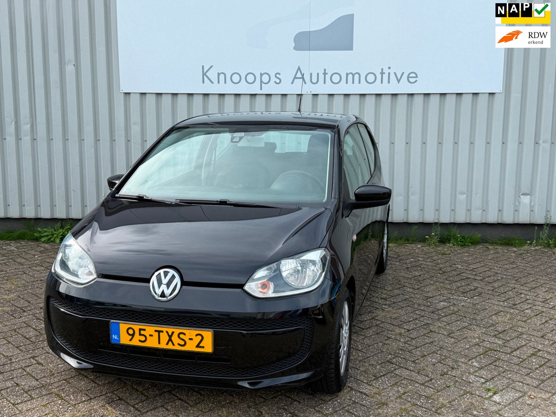 Volkswagen Up! 1.0 move up! BlueMotion Airco, Auto's, Voorwielaandrijving, Euro 5, Stof, Gebruikt