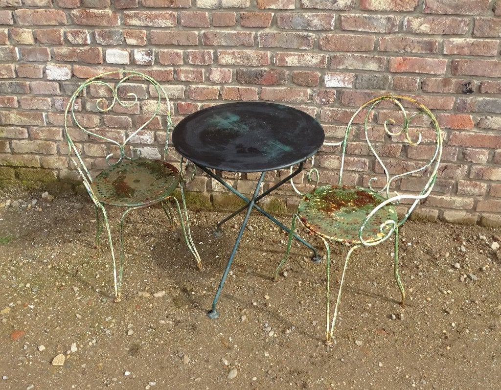 2 maal oude  ijzeren bistrostoel  tuinstoelen, Ophalen