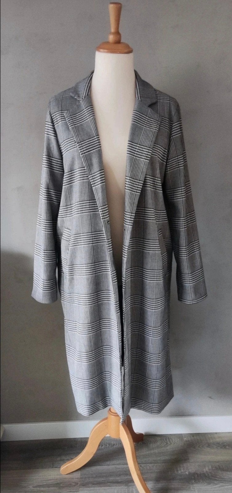 Viva Couture lange tussen jas maat 42, Kleding | Dames, Viva Couture, Zwart, Maat 42/44 (L), Ophalen of Verzenden