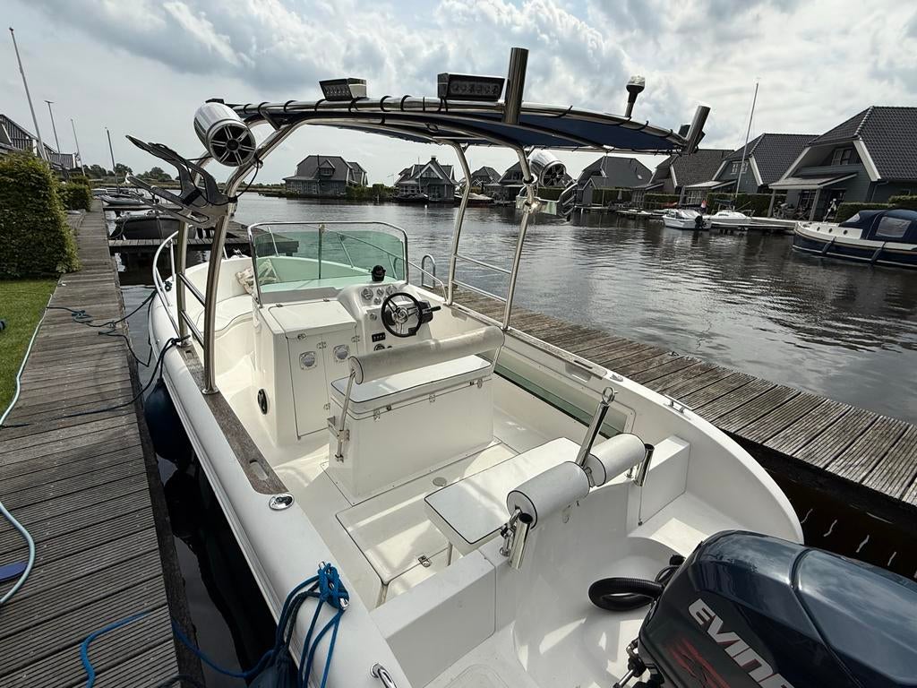 Pacific Craft 630 Consoleboot, 225 PK Evinrude met trailer, Ophalen, Gebruikt
