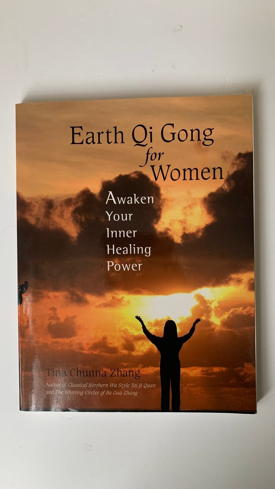Earth Qi Gong for Women, Boeken, Esoterie en Spiritualiteit, Ophalen of Verzenden, Zo goed als nieuw, Spiritualiteit algemeen