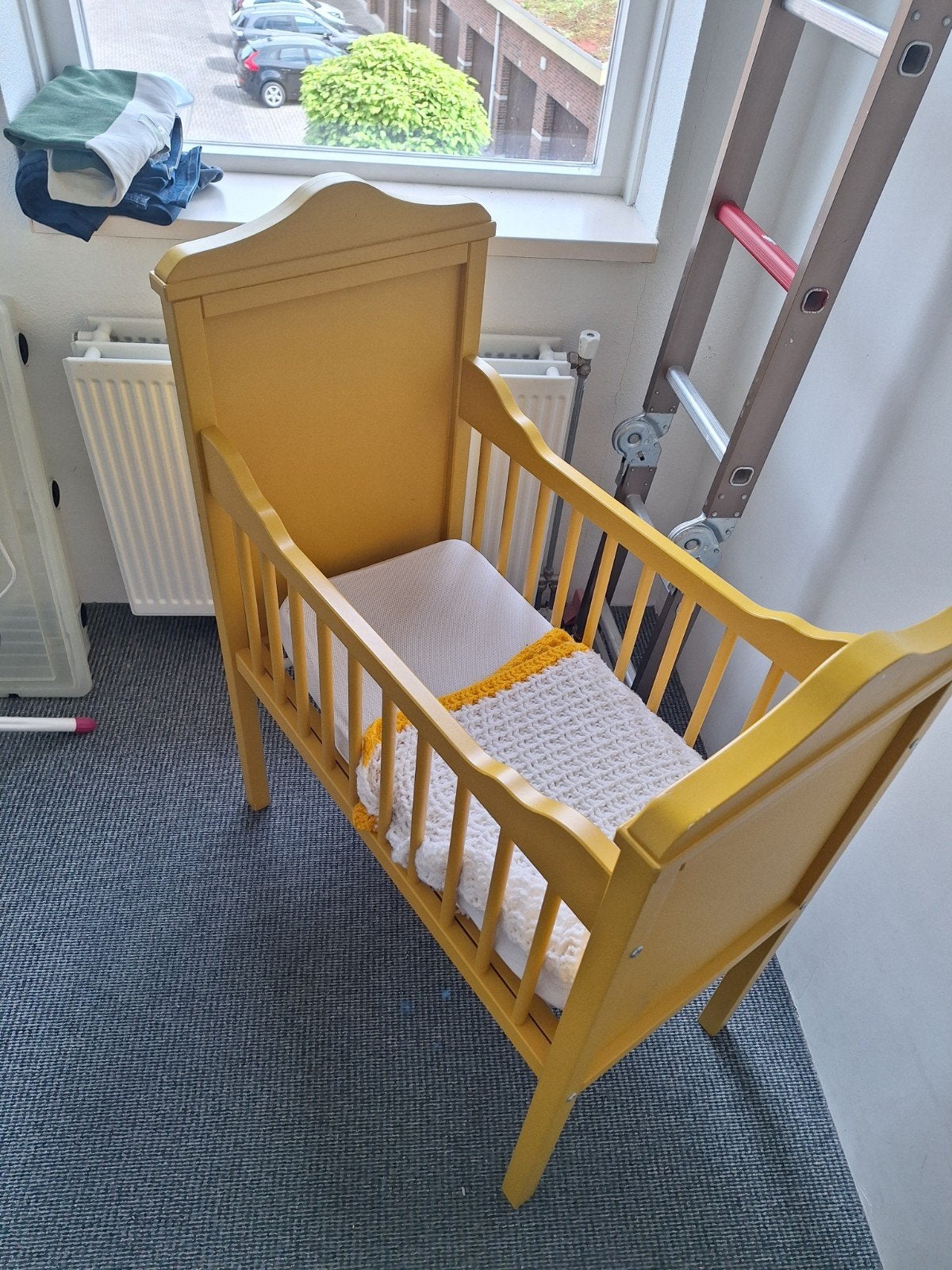 Wieg geel okergeel aero-sleep matras en accessoires oa meyco, Ophalen, Zo goed als nieuw, Wieg