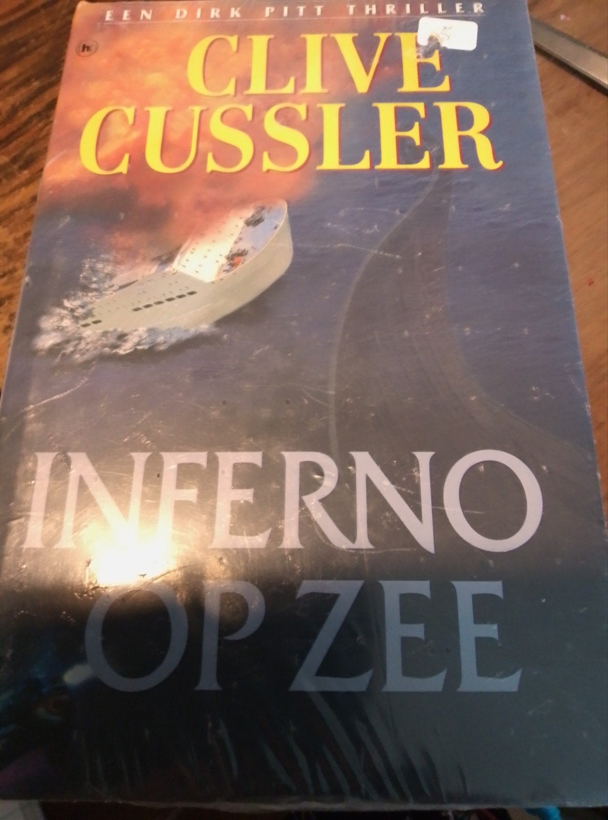 Clive Cussler - Inferno op Zee (Dirk Pitt Thriller), Ophalen of Verzenden, Nieuw, Clive Cussler