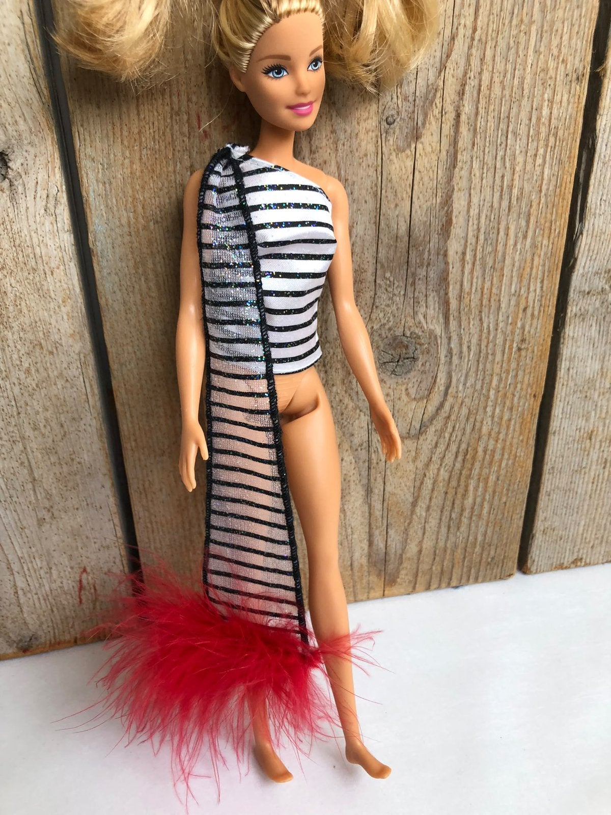 Zwart wit streep top met rood voor Barbie, Ophalen of Verzenden, Zo goed als nieuw, Kleertjes