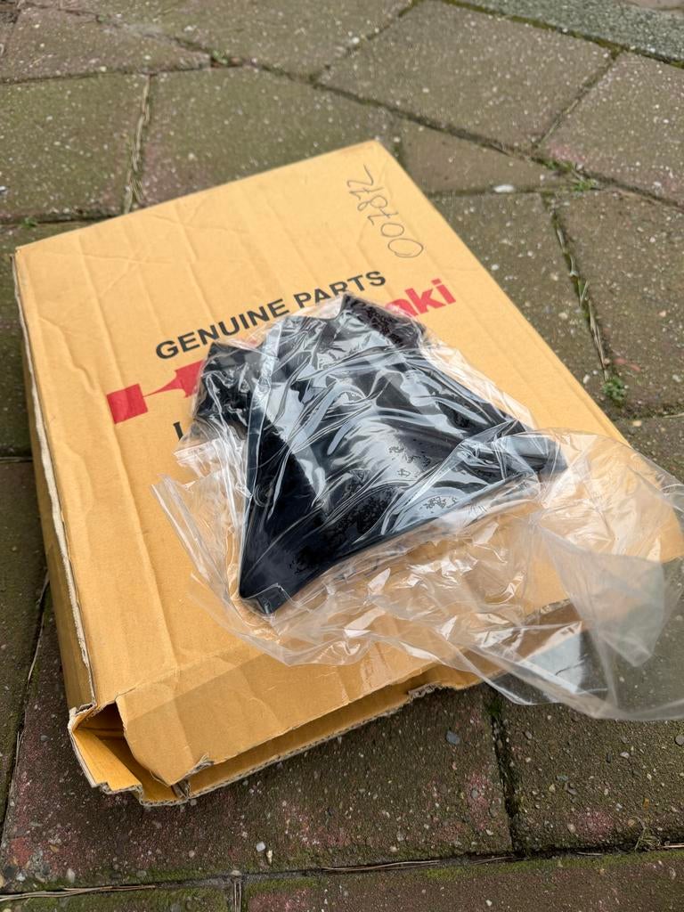 Kawasaki Z900 2020 onderdelen: windscherm, kentekenhouder, k, Ophalen, Gebruikt