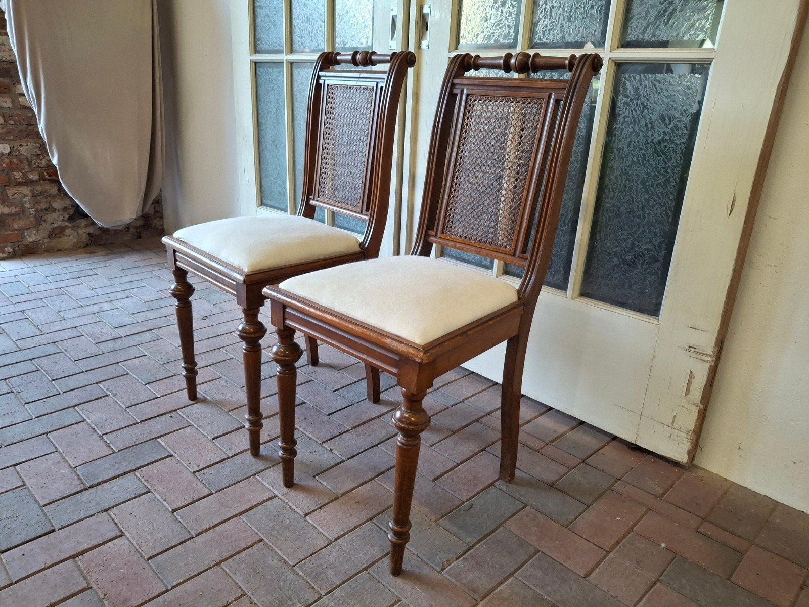 2 antieke Stoelen, Ophalen