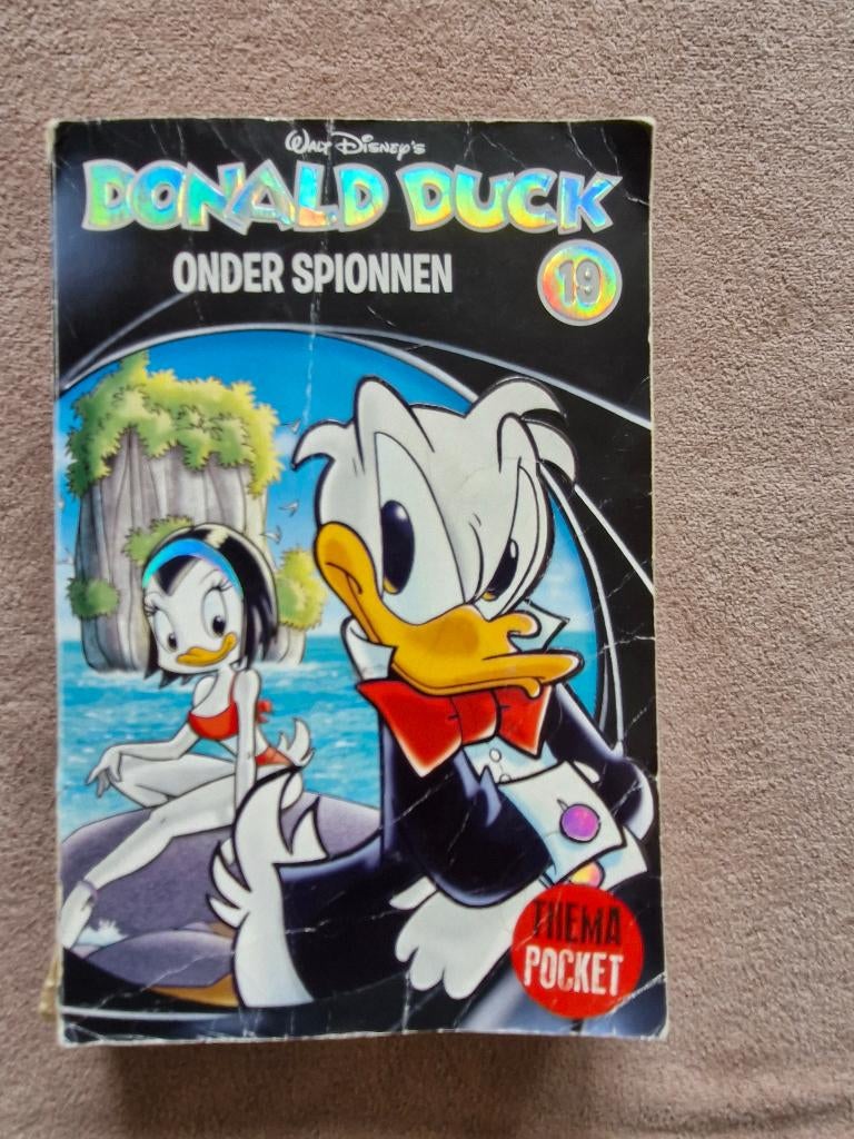 Donald Duck thema pocket 19, Eén stripboek, Ophalen of Verzenden, Gelezen