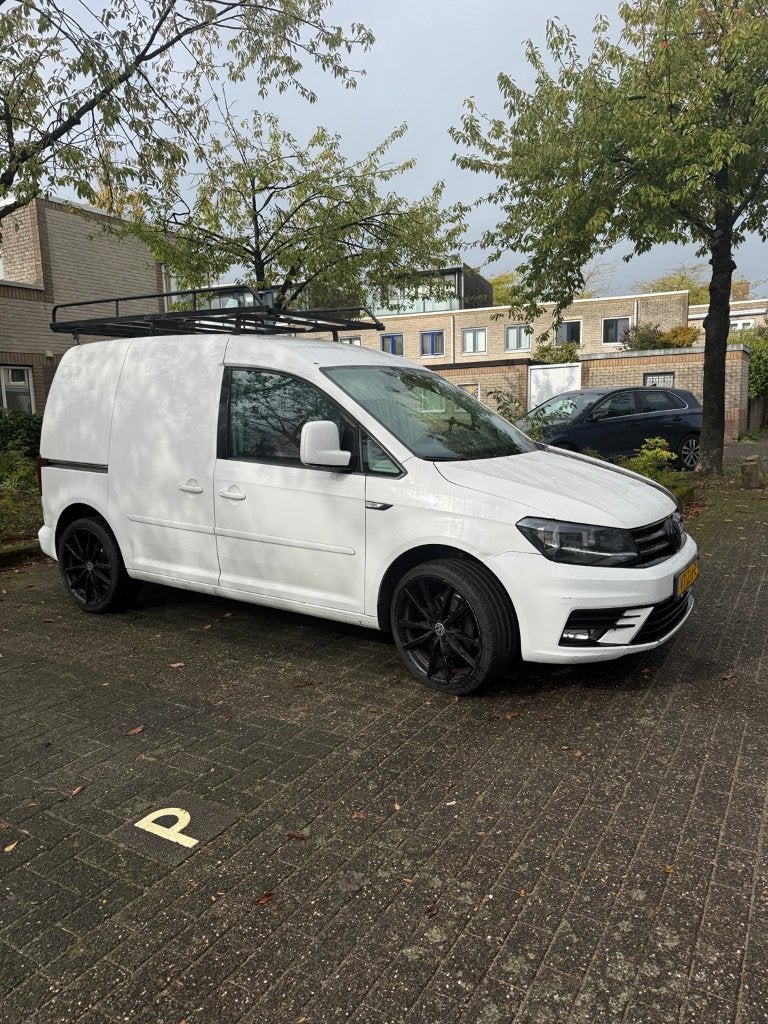 Volkswagen Caddy 2.0 TDI R-Line 180PK | BTW, Stof, 4 cilinders, Volkswagen, Radio