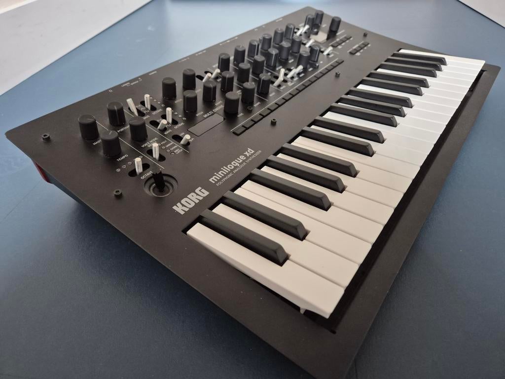 Korg Minilogue XD synthesizer, Muziek en Instrumenten, Synthesizers, Korg, Zo goed als nieuw, Met midi-aansluiting, Overige aantallen