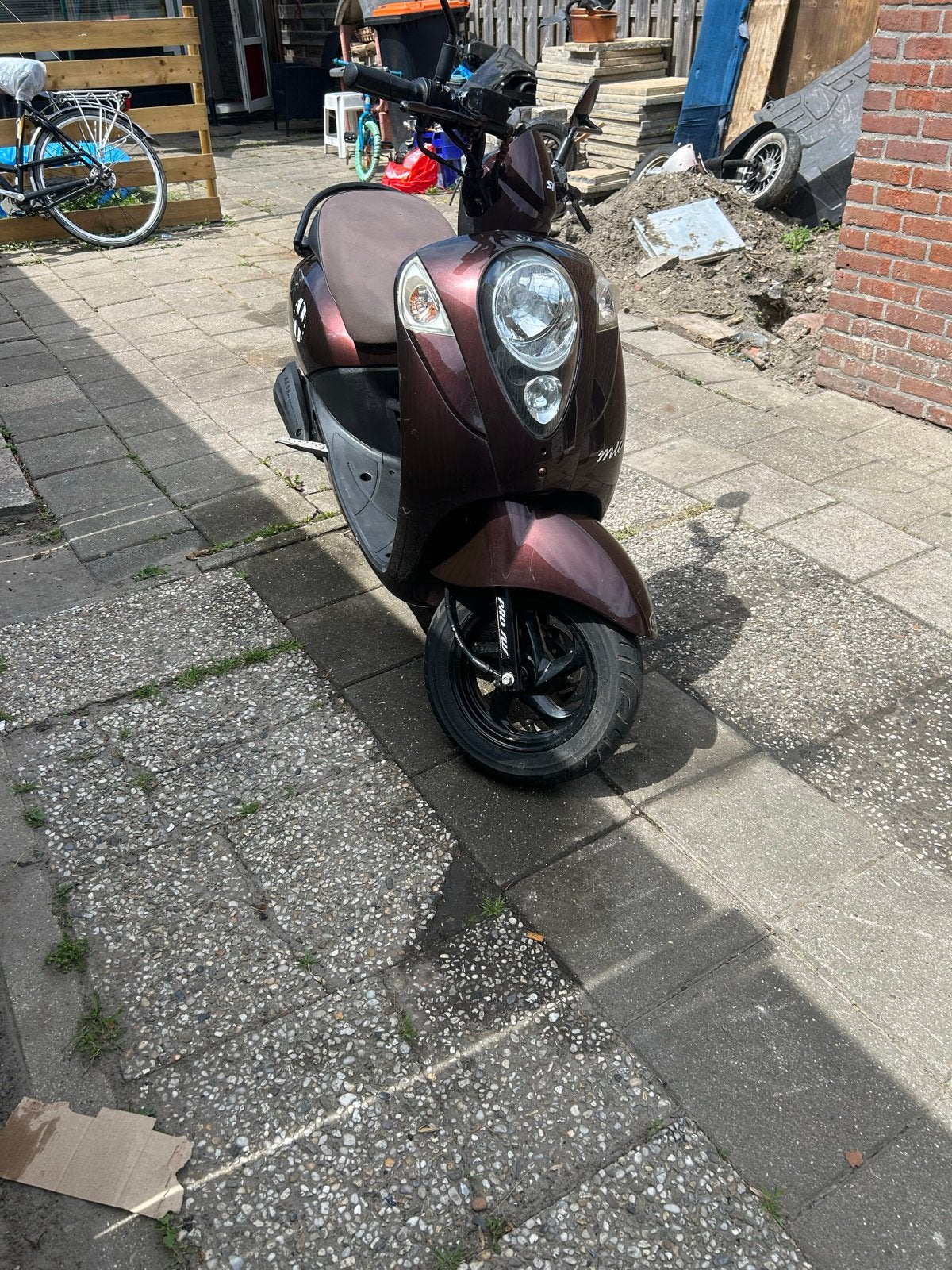 SYM Mio Scooter - 25 km blauwen plaat, Fietsen en Brommers, Mio, Gebruikt, Maximaal 45 km/u, Ophalen of Verzenden