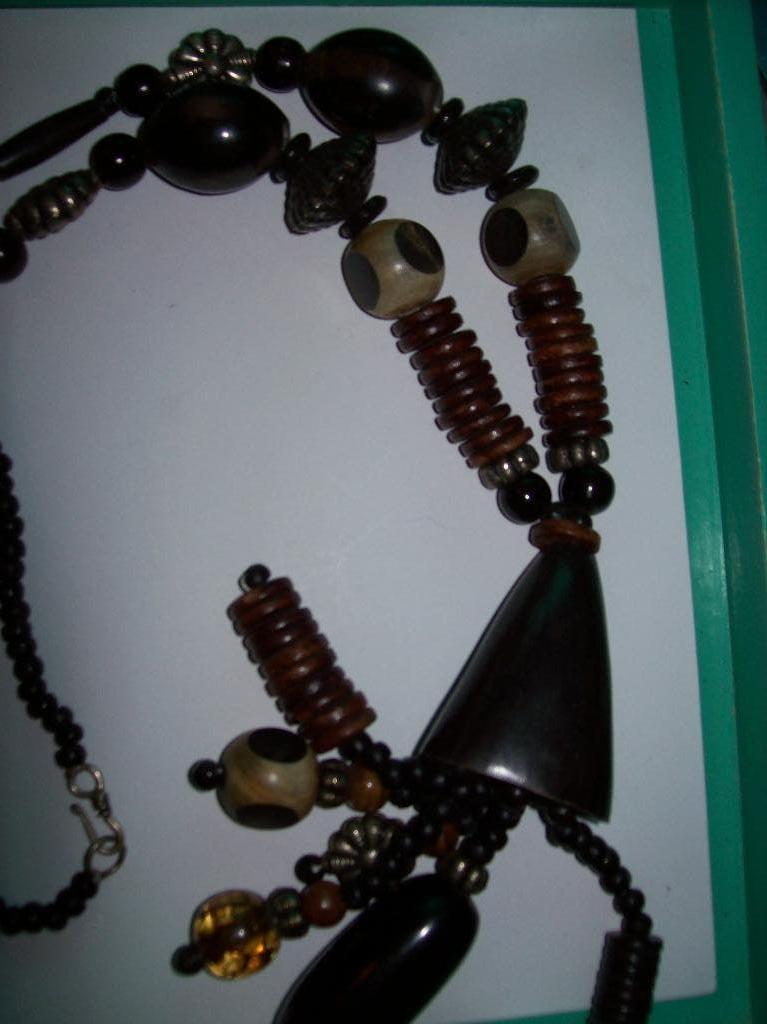 Ketting Bruin Zwart tinten Mooie Kralen Kwast Hanger, Verzenden, Nieuw, Bruin, Overige materialen