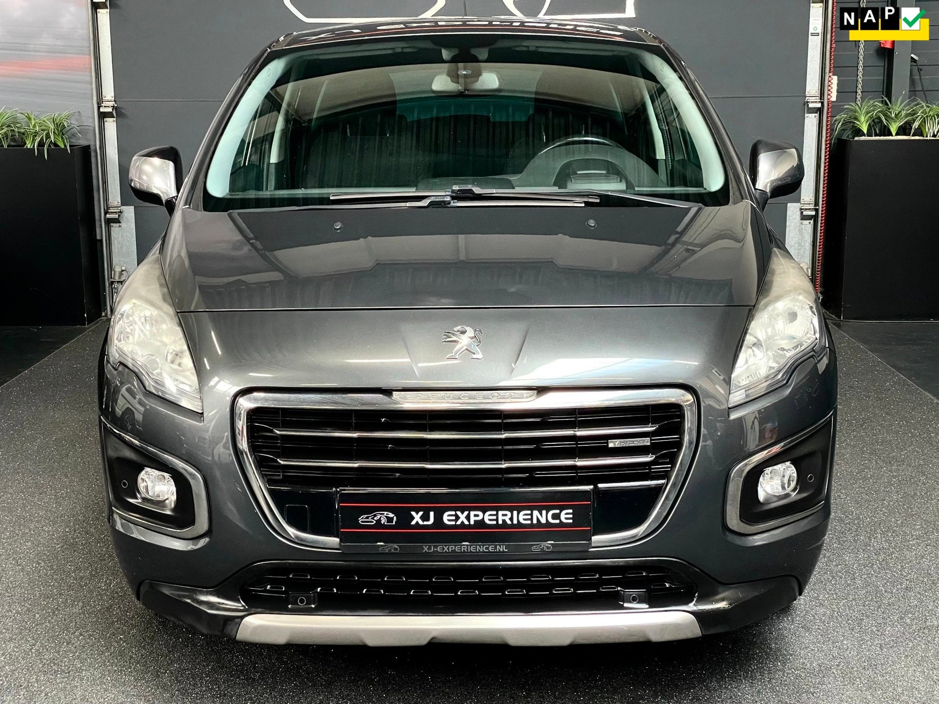 Peugeot 3008 2.0 HDi HYbrid4 Blue Lease Head-Up Display Trek, Auto's, Peugeot, Automaat, Euro 5, 4 cilinders, 770 kg