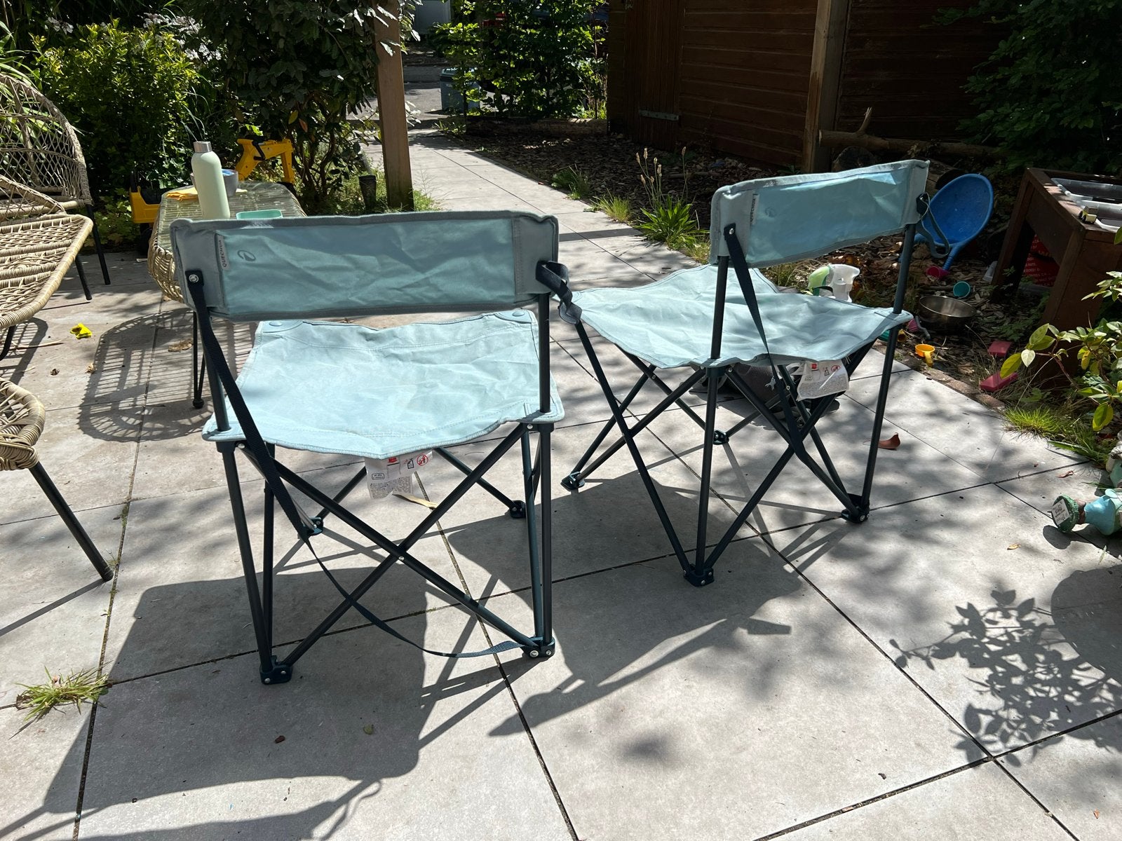 2x Opvouwbare Campingstoelen Quechua- Lichtblauw, Caravans en Kamperen, Kampeermeubelen, Ophalen, Gebruikt, Campingstoel