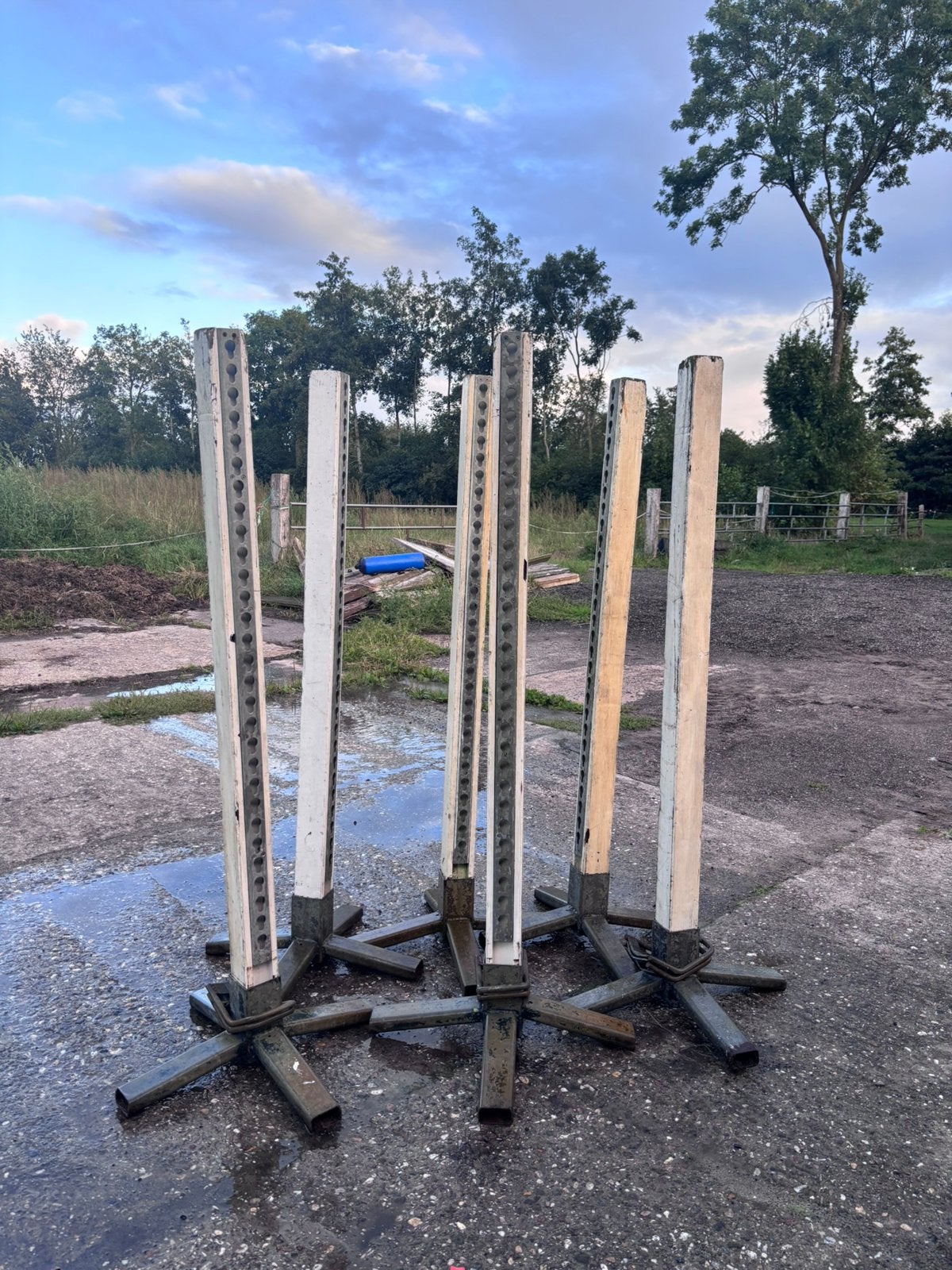 6 hindernis standaarts, Ophalen