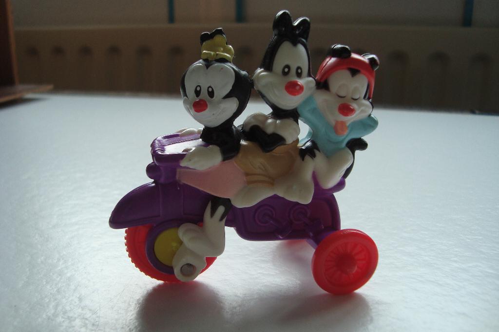 Micky Mouse, Flinstone figuurtjes zie foto's, Ophalen of Verzenden, Gebruikt