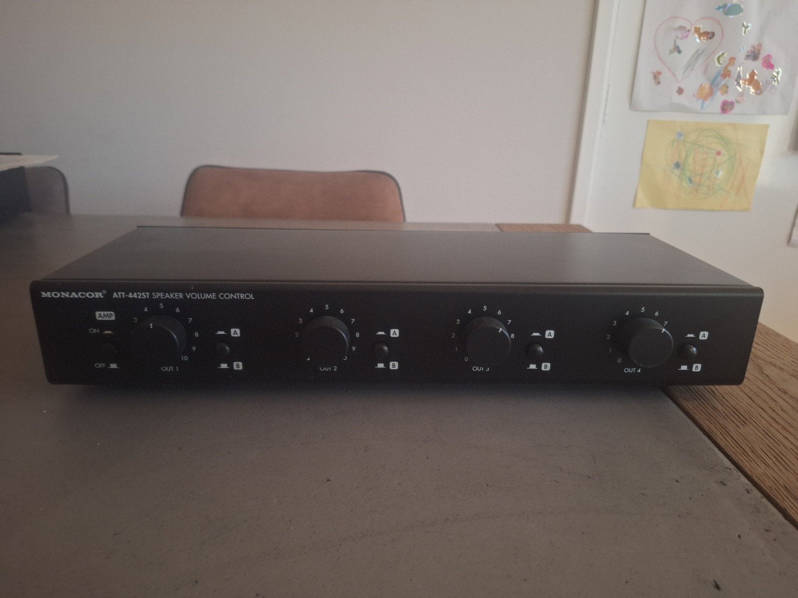 Monacor ATT-442ST 4-zonen-stereo-lautstärkesteller, Overige merken, Gebruikt, Ophalen of Verzenden, Minder dan 60 watt
