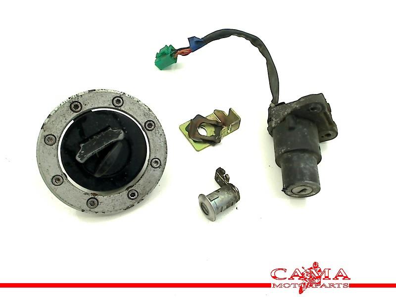 Slotenset Hyosung Comet GT650 R (GT650R) (1970-01/..), Cama Motorparts, Gebruikt, Info@cama-motorparts.nl, P.J. Troelstraweg 8, MAASSLUIS 3144 CX, Zuid Holland, , Nederland
