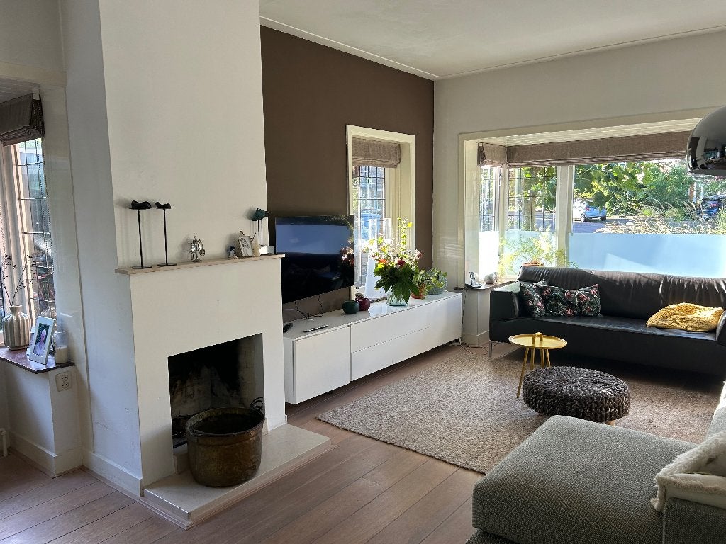 Witte hoogglans zwevende kast, Ophalen, Gebruikt, Strak, modern, hoogglans wit, 200 cm of meer
