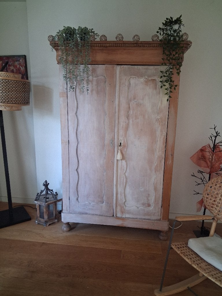 Oude kast, Antiek en Kunst, Antiek | Meubels | Kasten, Ophalen