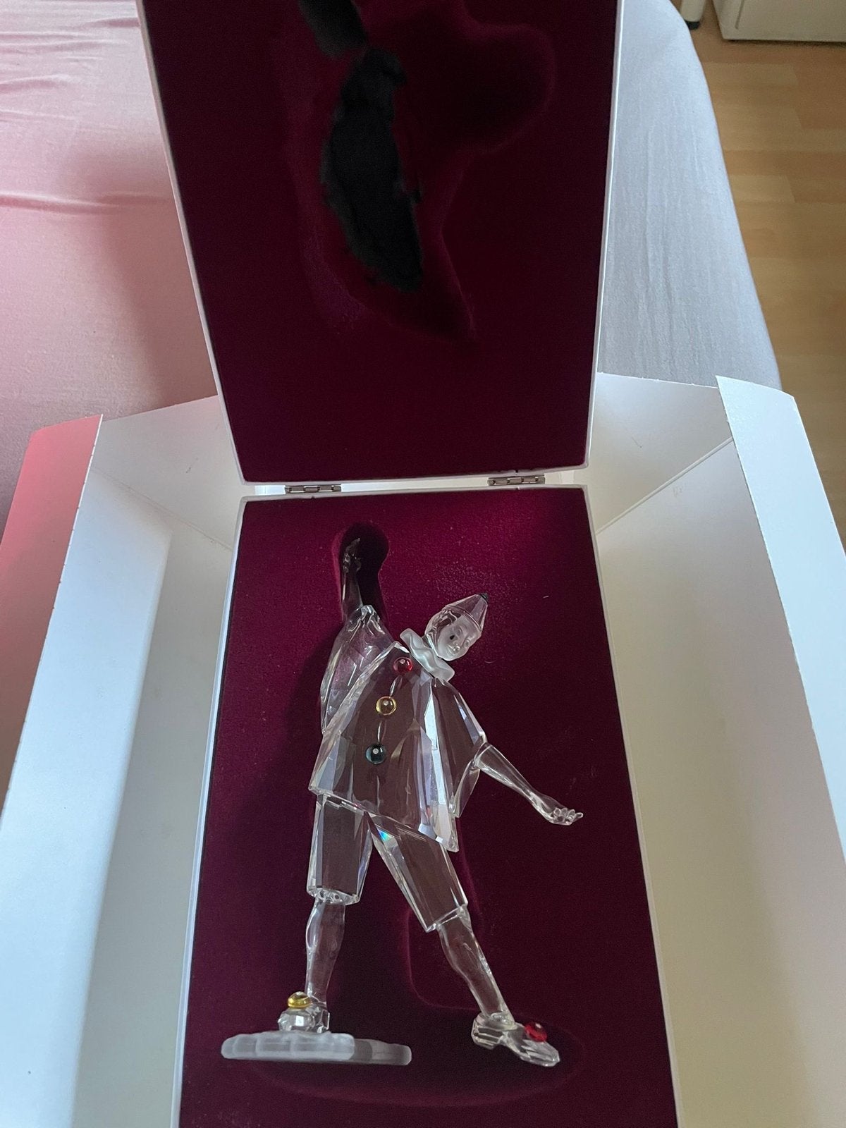 Swarovski Jaarlijkse Editie 1999 Pierrot Kristalbeeldje, Verzamelen, Ophalen of Verzenden, Zo goed als nieuw, Figuurtje