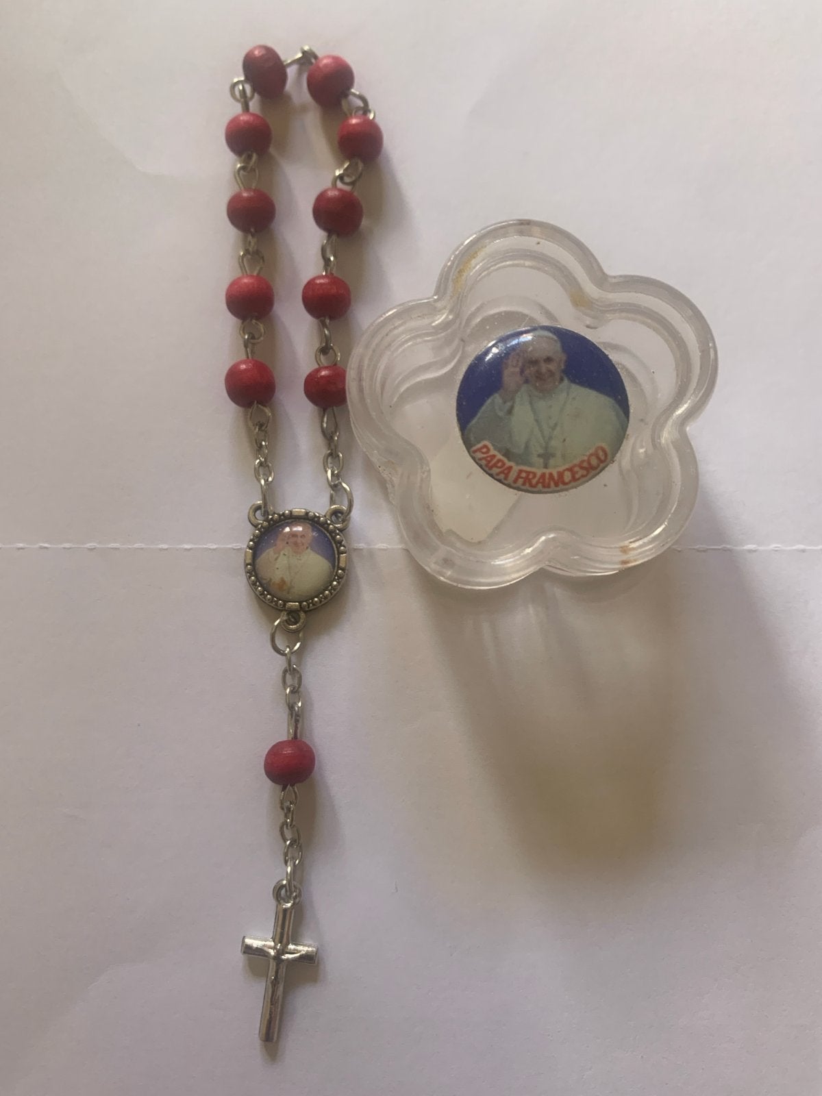 Rozenkrans Paus Franciscus - Rode kralen, zilveren medaille, Ophalen of Verzenden