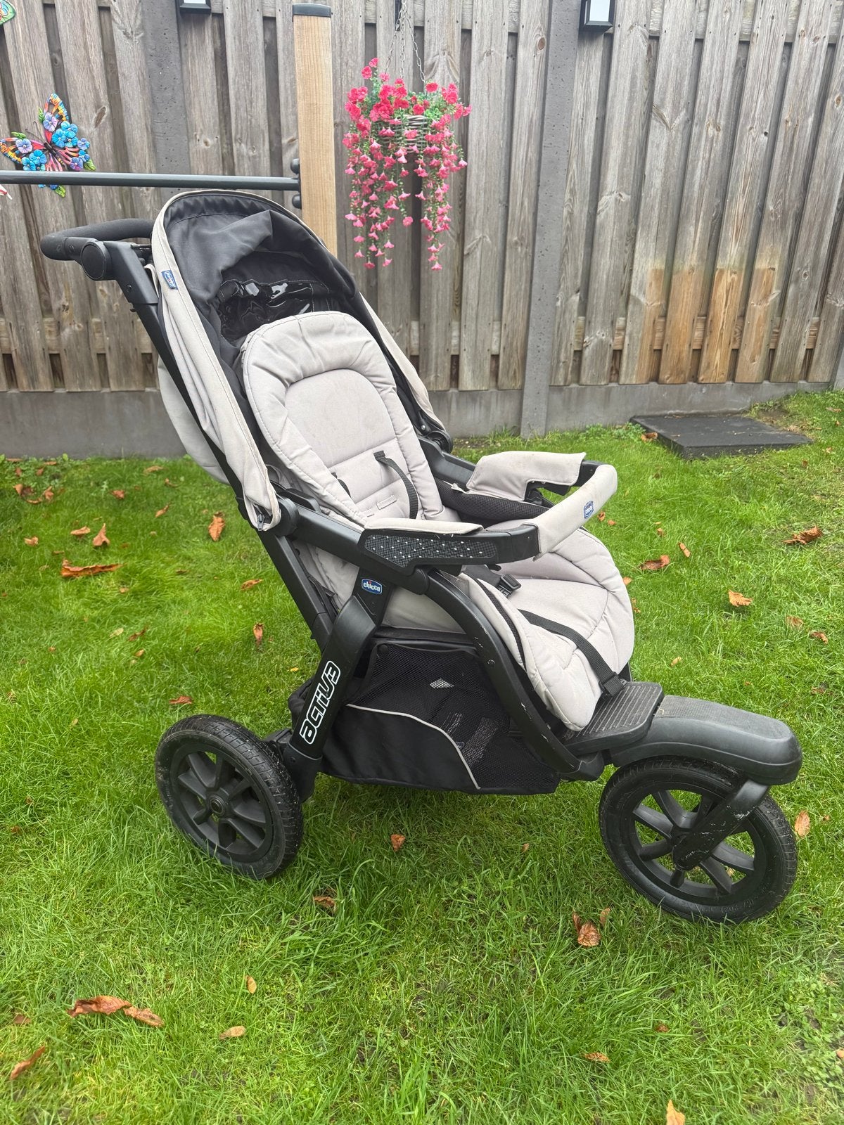 Chicco Activ3 kinderwagen met regenhoes en voetenzak, Ophalen of Verzenden, Gebruikt, Kinderwagen, Overige merken