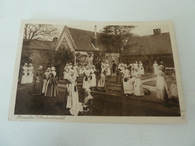 Friesland circa 1925 Friesche Kleederdracht, Ophalen of Verzenden, 1920 tot 1940, Ongelopen, Friesland