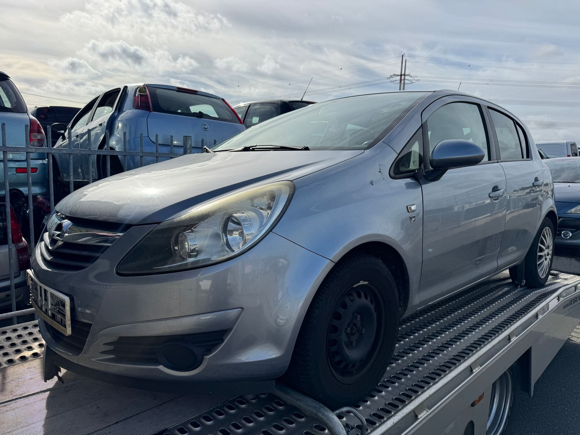 Opel Corsa van 2010 veel onderdelen voorradig, Gebruikt, -, -, Opel