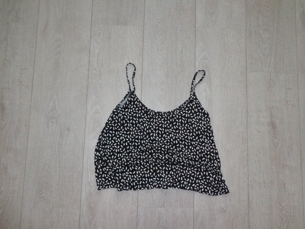 damestopjes maat M, Ambika, Zara, Kookai, Maat 38/40 (M), Overige kleuren, Ophalen of Verzenden, Zonder mouw