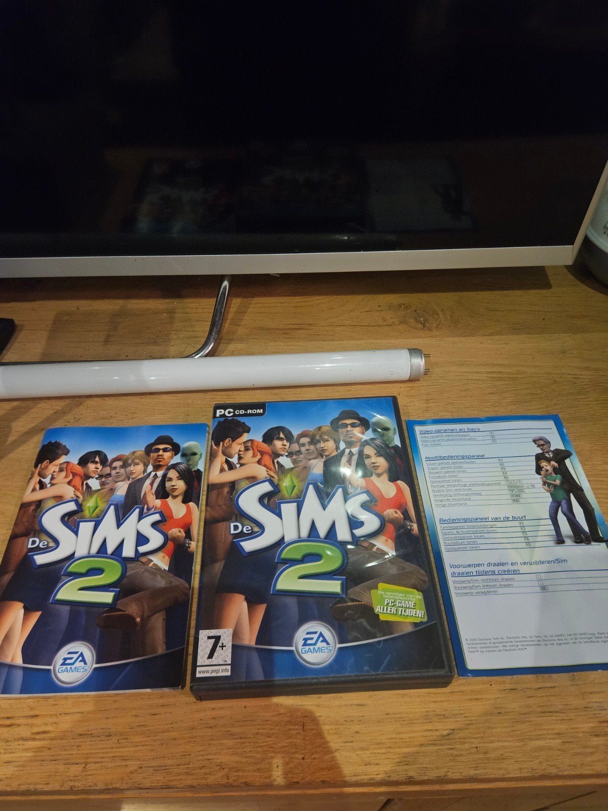 De Sims 2 PC-game - Compleet met alle 4 discs, Gebruikt, 1 speler, Ophalen of Verzenden, Vanaf 7 jaar